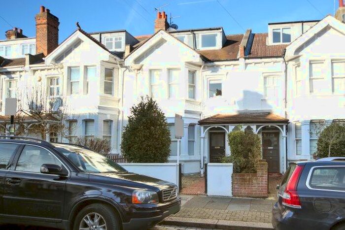 3 Bedroom Flat To Rent In Southdean Gardens, London, SW19