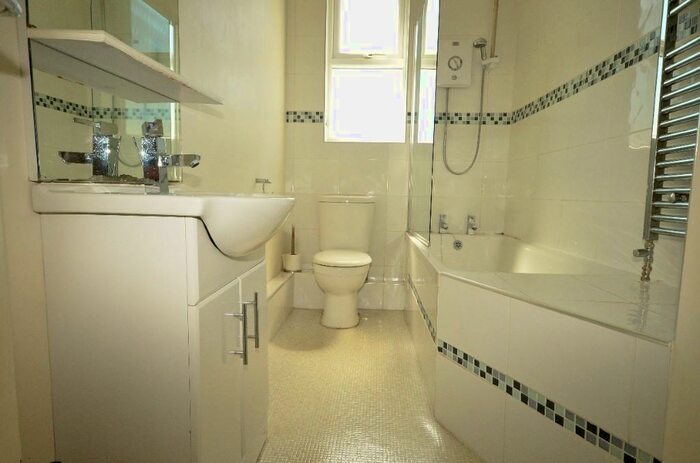4 Bedroom Terraced House To Rent In Edmund Road, Sheffield, S2