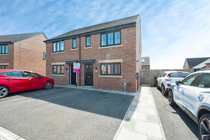 3 Bedroom Semi Detached House For Sale In School Street, Thurnscoe, Rotherham, S63
