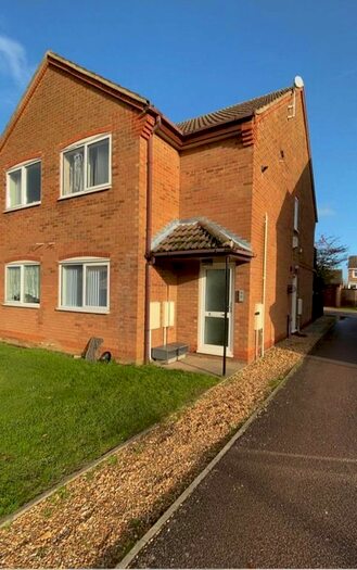 2 Bedroom Flat To Rent In Paxton Court, Little Paxton, PE19