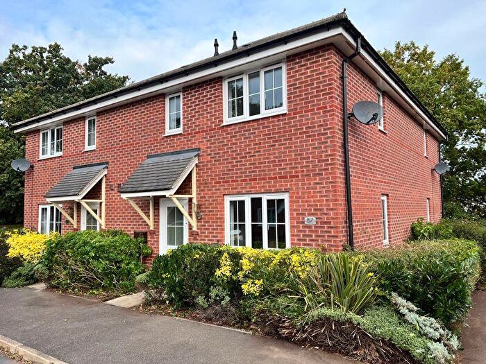 2 Bedroom Town House To Rent In Vespasian Way, Lincoln, LN6