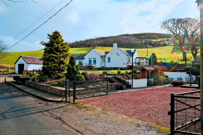 5 Bedroom Bungalow For Sale In Blackbyres Cottage, Pyatknowe, Biggar, ML12