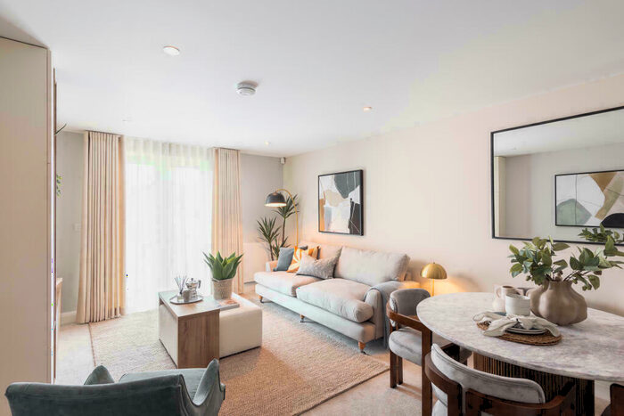 2 Bedroom Retirement Property For Sale In Wycombe Lane, Wooburn Green, HP10