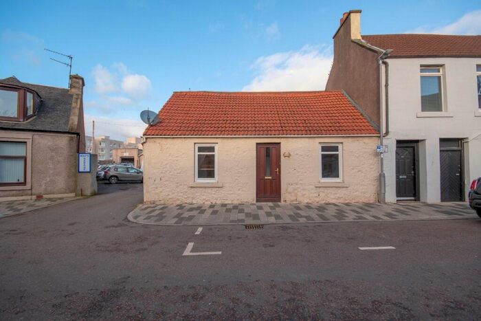 2 Bedroom Cottage To Rent In Bridge Street, Leven, KY8