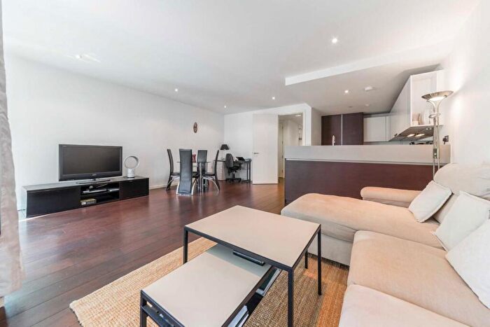 2 Bedroom Flat To Rent In Baltimore Wharf, Canary Wharf, E14