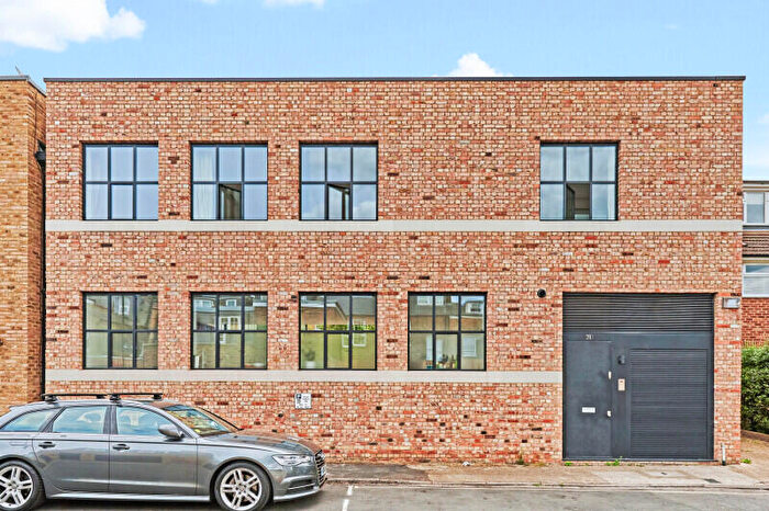 5 Bedroom House To Rent In Glentham Road, Barnes, London, SW13