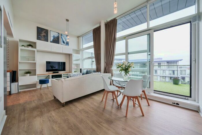 1 Bedroom Flat To Rent In Queenstown Road, London, SW11