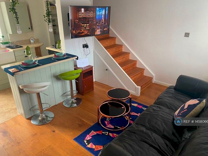 1 Bedroom Terraced House To Rent In London, London, CR0