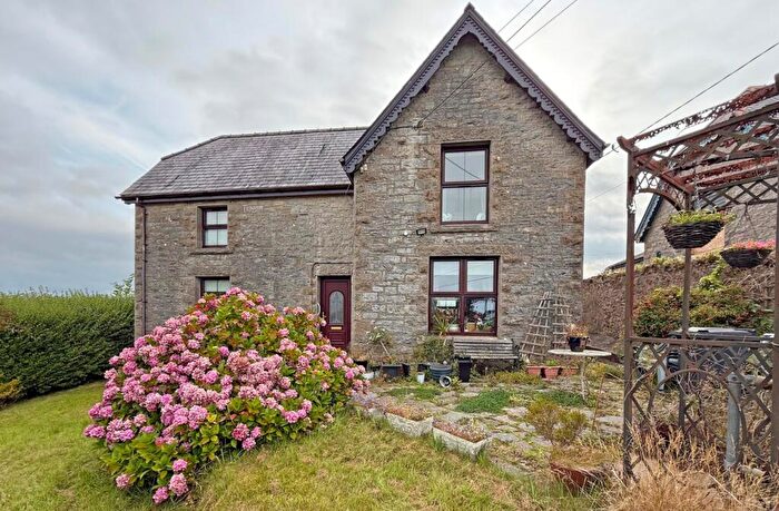 3 Bedroom Detached House For Sale In Talwrn, Llangefni, Isle Of Anglesey, LL77