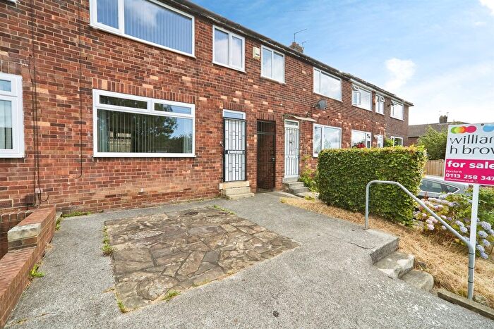 3 Bedroom Terraced House For Sale In Vesper Way, Leeds, LS5