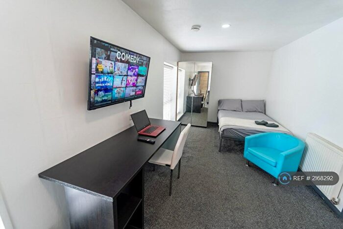 Studio To Rent In Pershore Road, Birmingham, B5