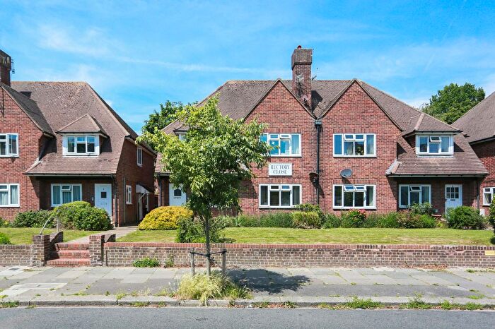 2 Bedroom Flat For Sale In Glebe Villas, Hove, BN3