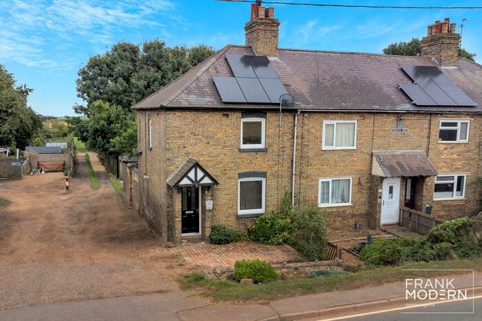 2 Bedroom End Of Terrace House For Sale In Northside, Thorney, PE6