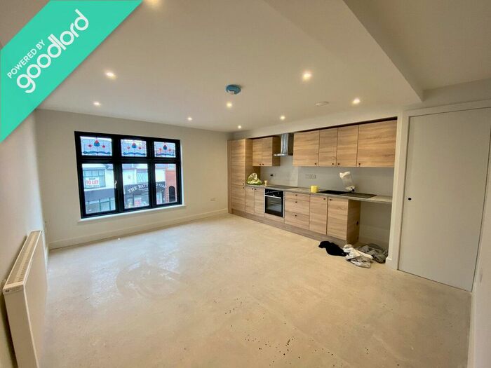 2 Bedroom Flat To Rent In Church Road, Cheadle, SK8