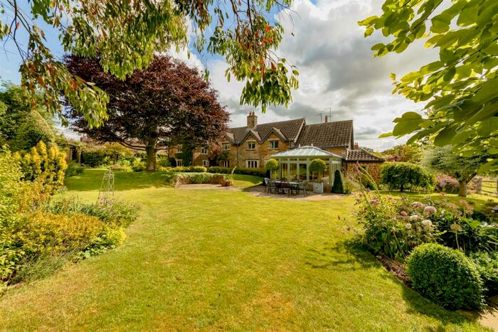 5 Bedroom Character Property For Sale In Chapel Lane, Somerby, LE14