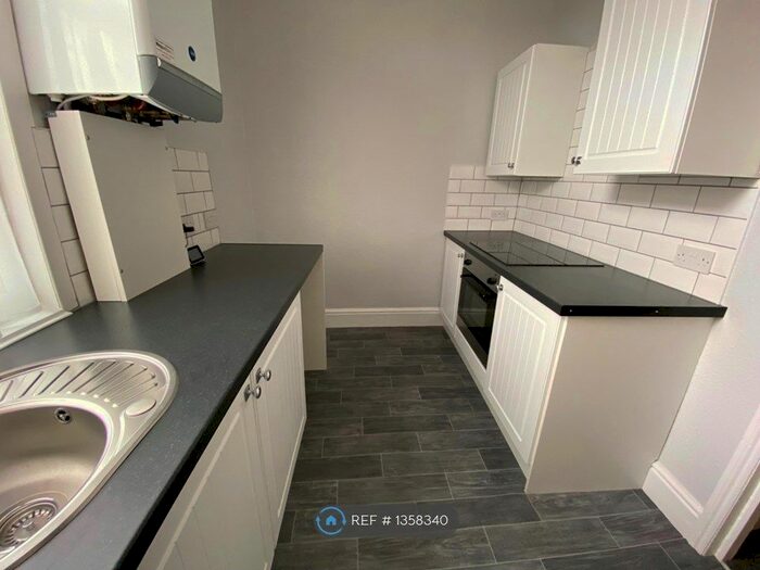 2 Bedroom Flat To Rent In Clifton Road, Darlington, DL1