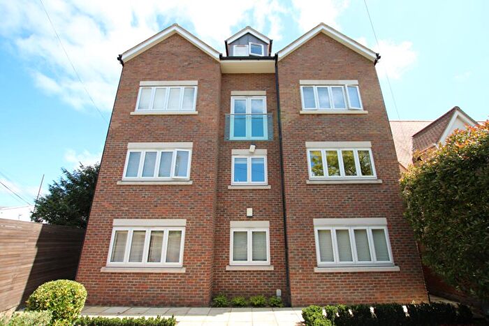 2 Bedroom Apartment To Rent In Nazeing New Road, Broxbourne, EN10