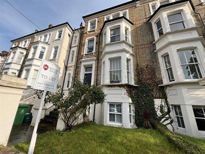 2 Bedroom Flat To Rent In St. Philips Road, Surbiton, KT6