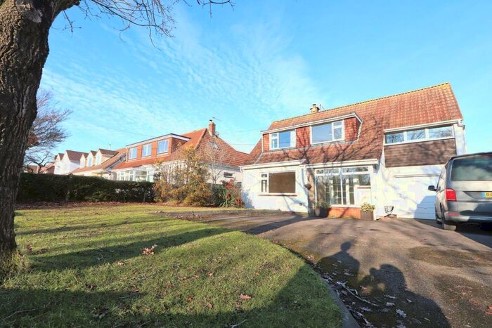 3 Bedroom Detached House To Rent In Pill Road, Abbots Leigh, Bristol, BS8