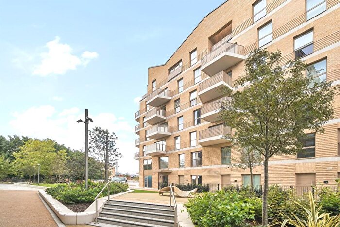 1 Bedroom Apartment To Rent In Carraway Street, Reading, RG1