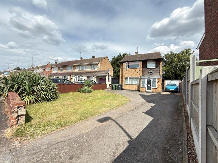 3 Bedroom Detached House For Sale In Ivydale Road, Thurmaston, Leicester, LE4