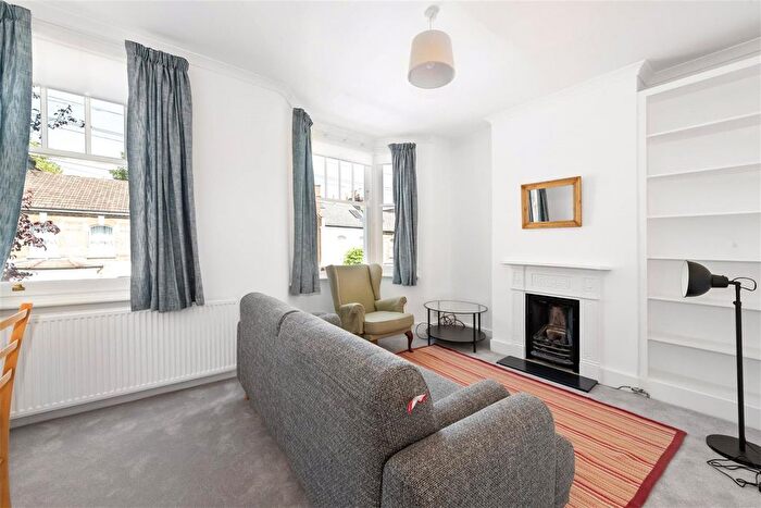 1 Bedroom Flat To Rent In Rigault Road, London, SW6