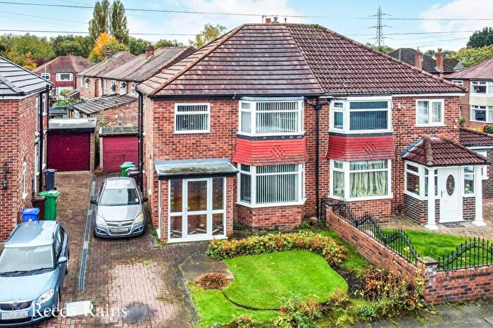 3 Bedroom Semi-Detached House For Sale In Jayton Avenue, Manchester, Greater Manchester, M20