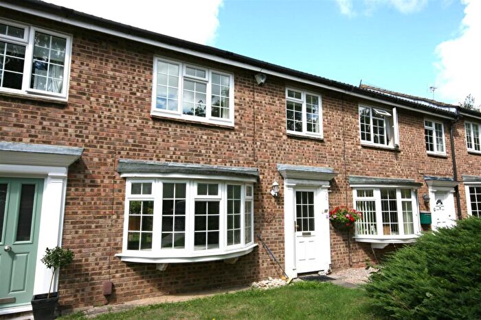 3 Bedroom House To Rent In Aquila Close, Leatherhead, KT22