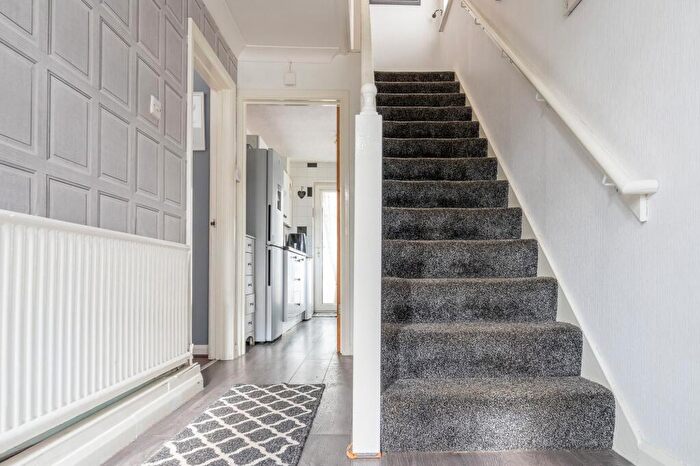 3 Bedroom Detached House For Sale In York Road, Connah's Quay, CH5