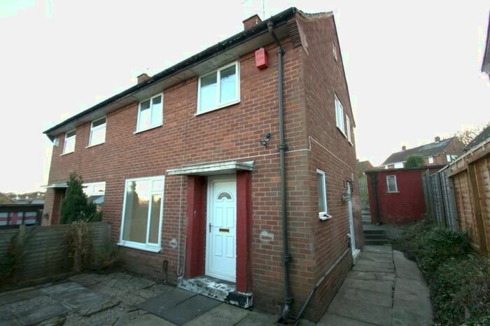 3 Bedroom Terraced House To Rent In Raynville Drive, Leeds, LS13