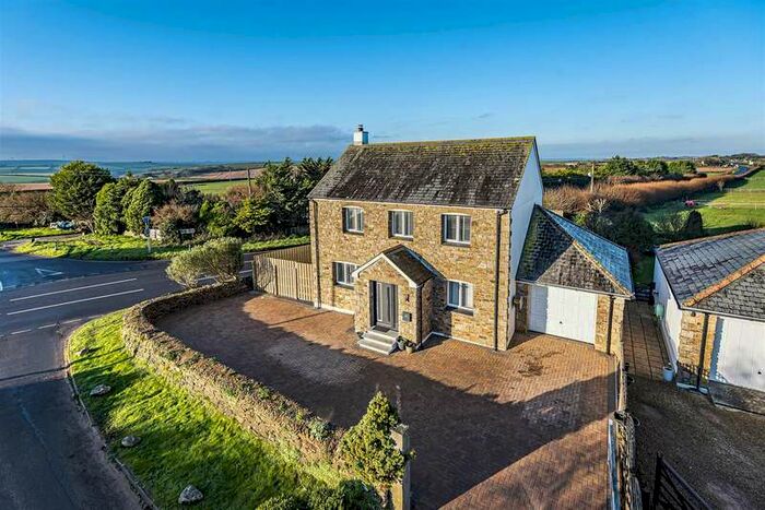 4 Bedroom Detached House For Sale In Gummows Shop, Newquay, TR8