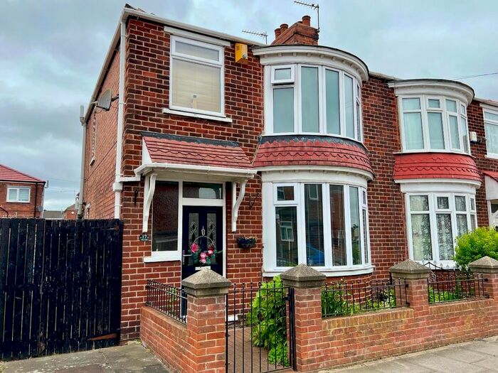 Houses for sale & to rent in TS4 3TG, Marton Road, Longlands