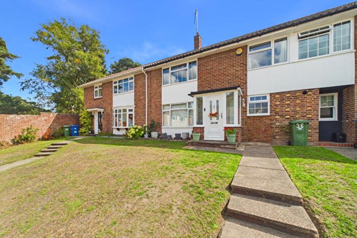 3 Bedroom Terraced House For Sale In Pankhurst Drive, Bracknell, Berkshire, RG12