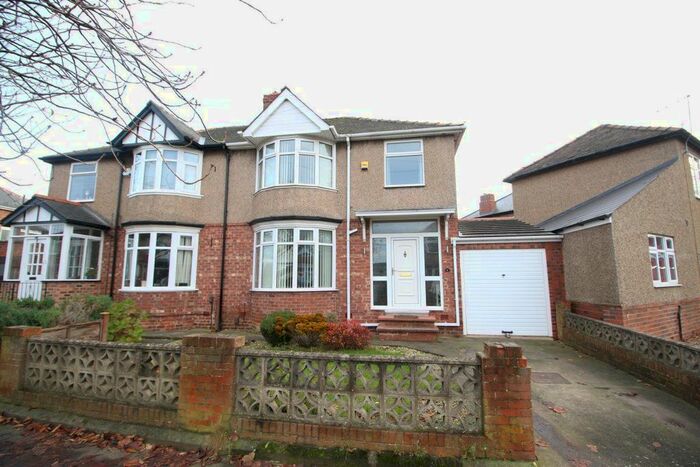 3 Bedroom Property To Rent In Brinkburn Drive, Darlington, DL3