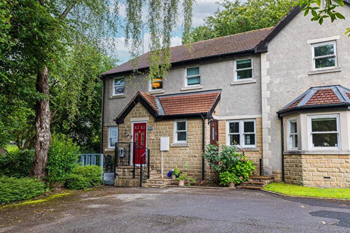 2 Bedroom Mews For Sale In Park Road, Buxton, SK17