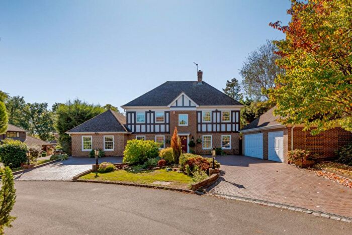 5 Bedroom Detached House For Sale In Fairlawn Park, Windsor, Berkshire, SL4