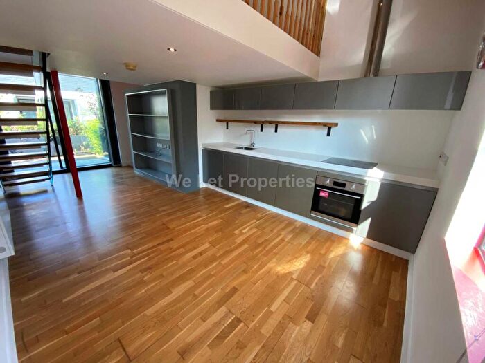 2 Bedroom House To Rent In Reservoir Street, Chimney Pot Park, M6