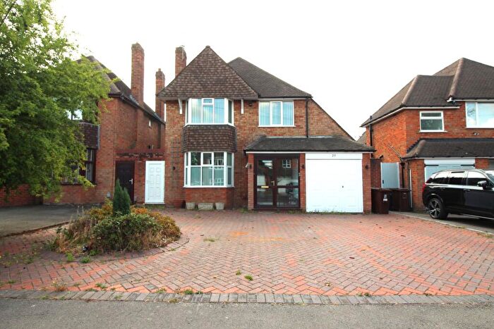 3 Bedroom Detached House To Rent In Woodfield Road, Solihull, B91