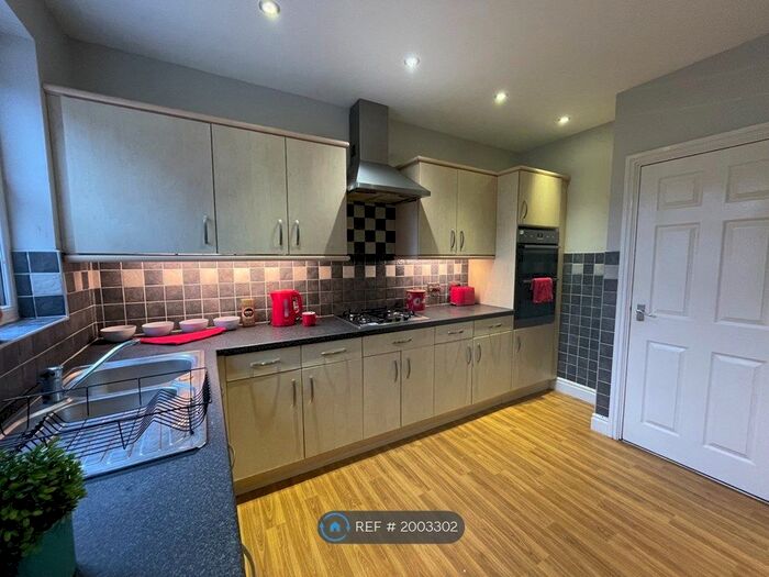 6 Bedroom Terraced House To Rent In Garmoyle Road, Liverpool, L15