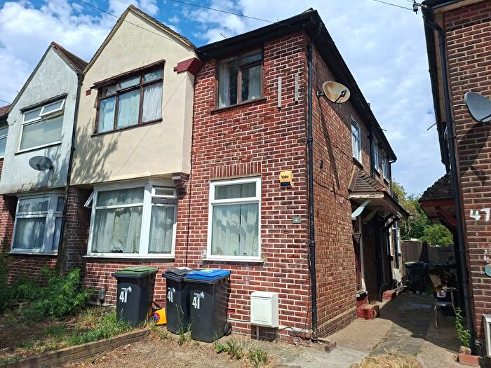 2 Bedroom Flat To Rent In Sandhurst Road, Lower Edmonton, London, N9