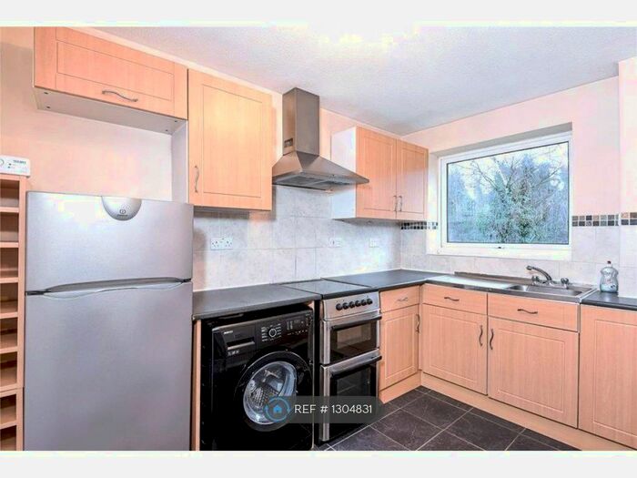1 Bedroom Flat To Rent In Southcote Road, Reading RG30