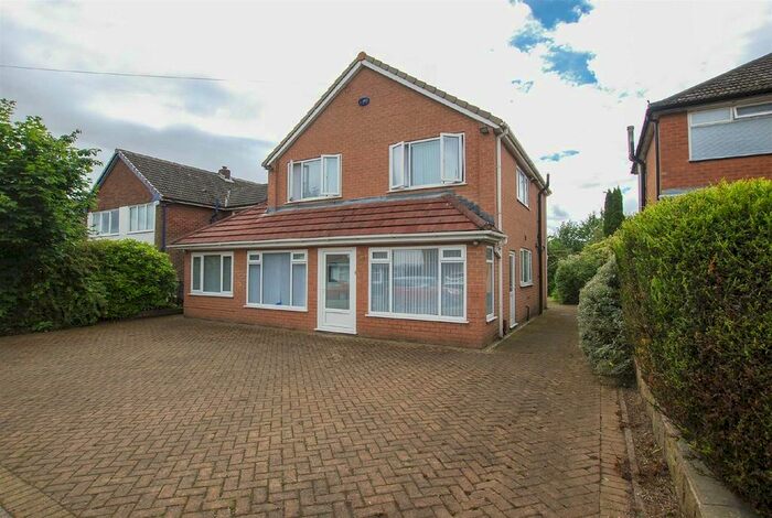 3 Bedroom Detached House To Rent In Hillingdon Road, Whitefield, Manchester, M45