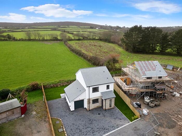 3 Bedroom Detached House For Sale In Forth Vean, Helston, TR13