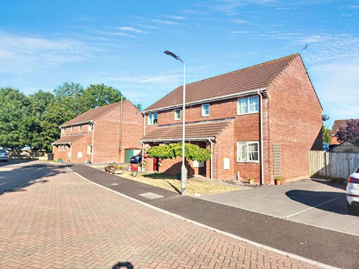 3 Bedroom Property For Sale In Little Plover Close, Minehead, Somerset, TA24