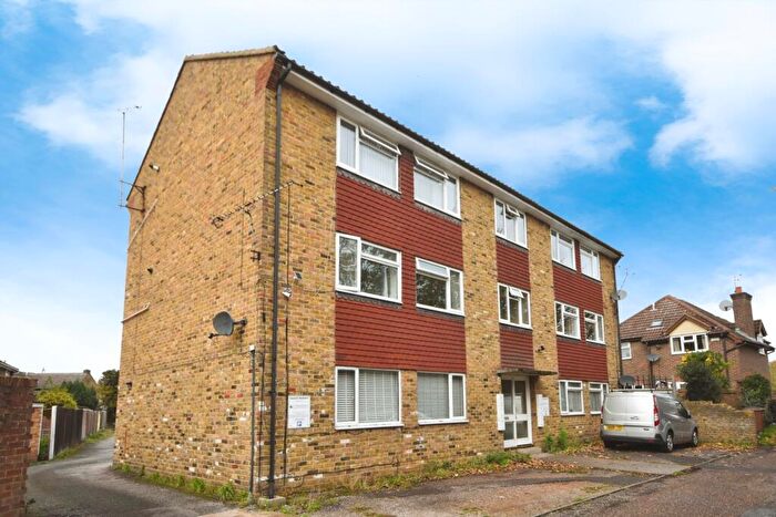 1 Bedroom Flat For Sale In Church Lane, Springfield, Chelmsford, Essex, CM1