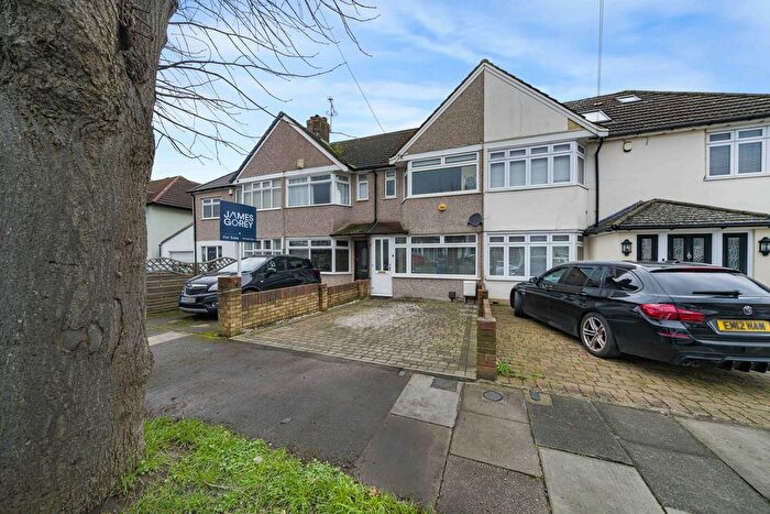 2 Bedroom Terraced House For Sale In Lime Grove, Sidcup, DA15