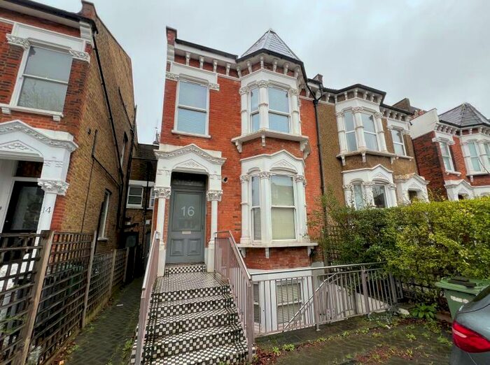 1 Bedroom Flat To Rent In Fortis Green, East Finchley, N2