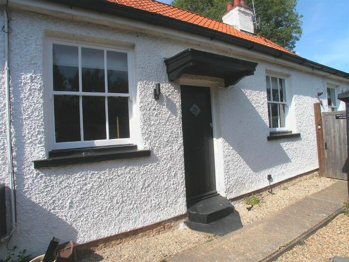 1 Bedroom Terraced House To Rent In Albury Road, Little Hadham, SG11