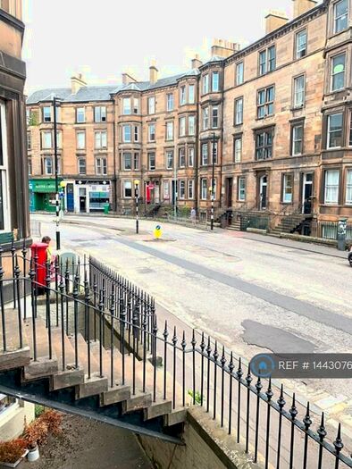 4 Bedroom Flat To Rent In Polwarth Gardens, Edinburgh, EH11