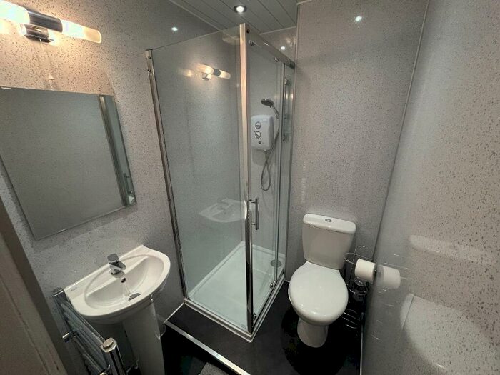 2 Bedroom Flat To Rent In Dalry Road, Dalry, Edinburgh, EH11